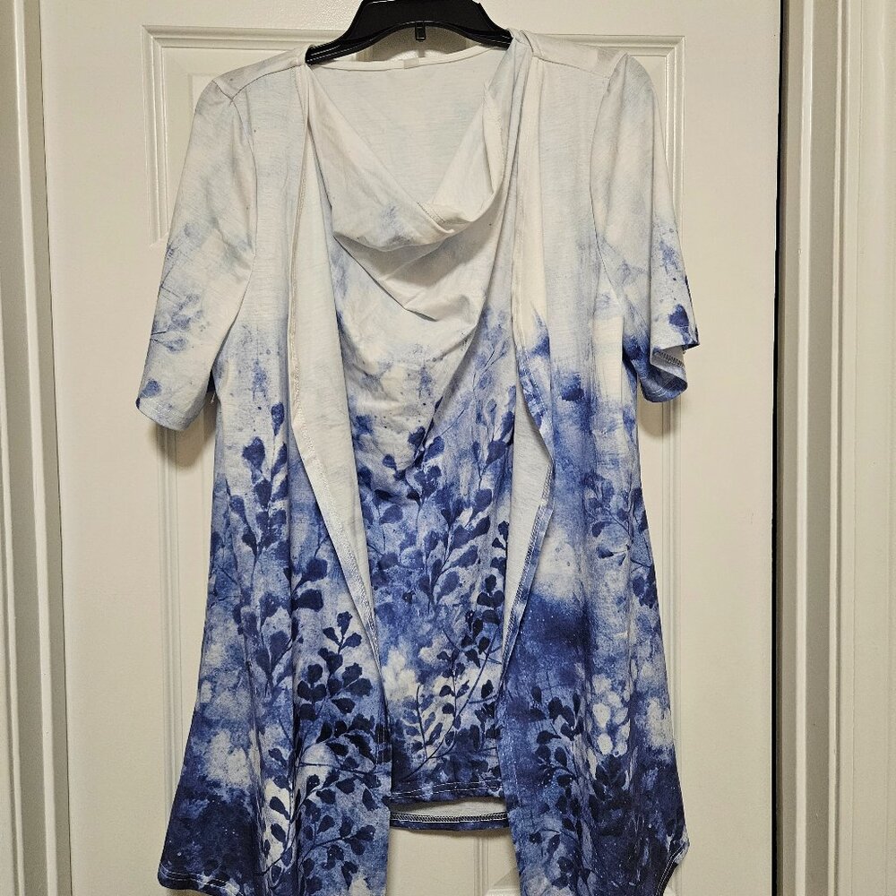 2-Piece Blue & White Floral Cardigan Set XL